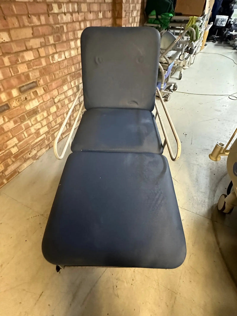 Plinth Co Hydraulic 3 Way Patient Examination Couch with Side Rails - SelfiMed UK