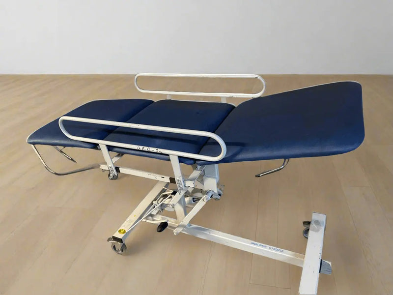 Plinth Co Hydraulic 3 Way Patient Examination Couch with Side Rails - SelfiMed UK