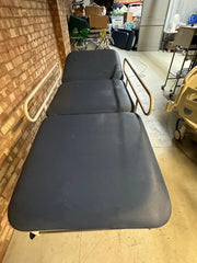 Plinth Co Hydraulic 3 Way Patient Examination Couch with Side Rails - SelfiMed UK