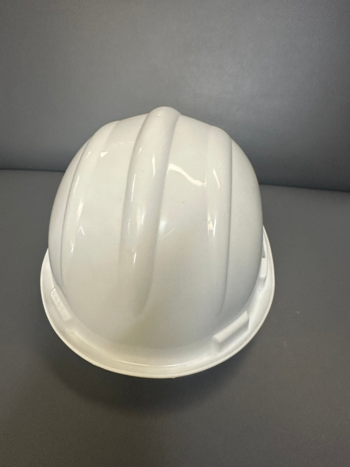 Portwest PW50 Safety Helmet - Non Vented Slip Ratchet Standard Peak - SelfiMed UK