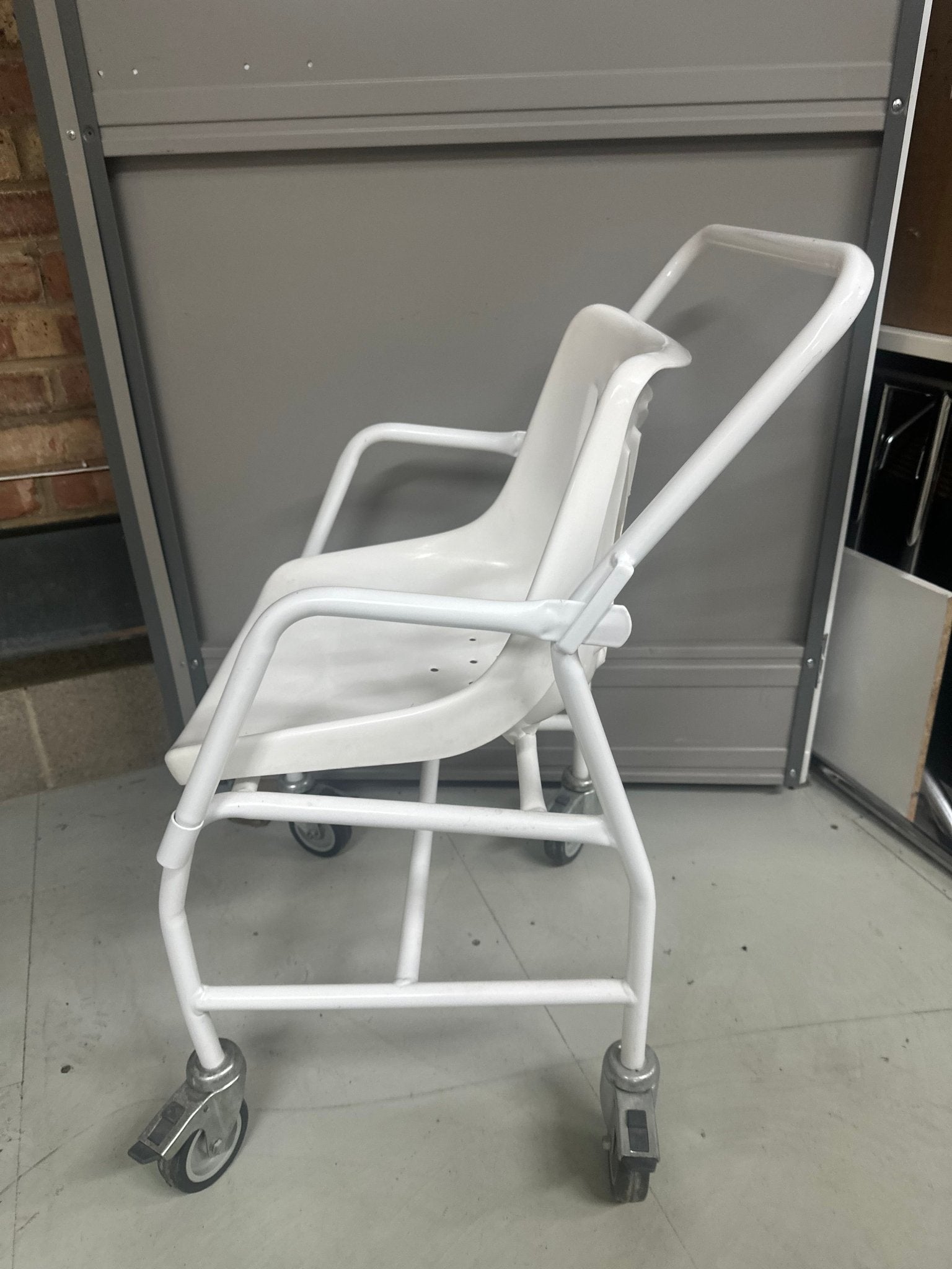 Roma Medical Wheeled Mobile Shower Chair - SelfiMed UK