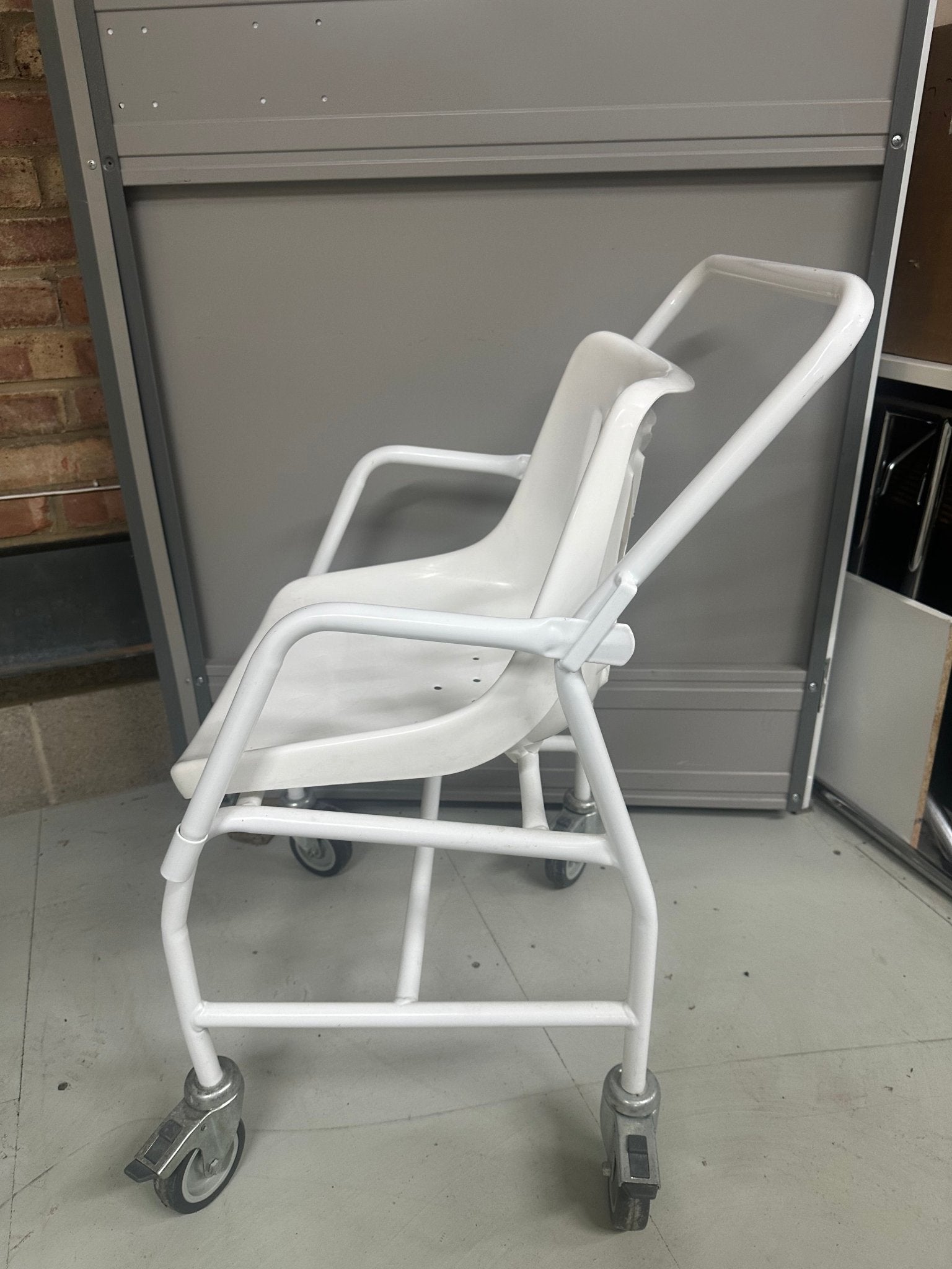 Roma Medical Wheeled Mobile Shower Chair - SelfiMed UK