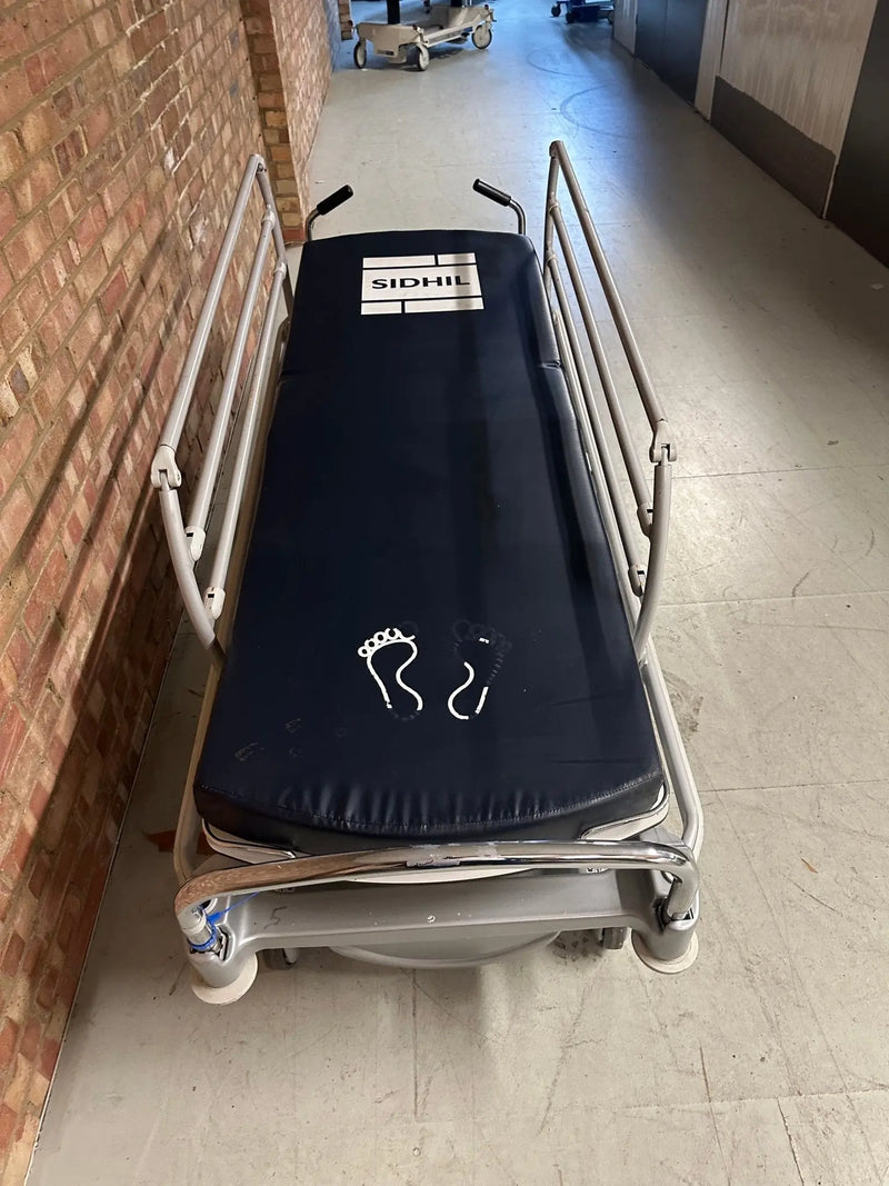 Sidhil EMED 1200 Hydraulic Patient Trolley with Mattress - SelfiMed UK