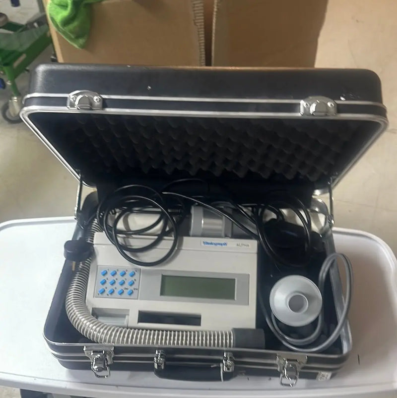 Vitalograph Alpha in Carry Case with Attachments - SelfiMed UK