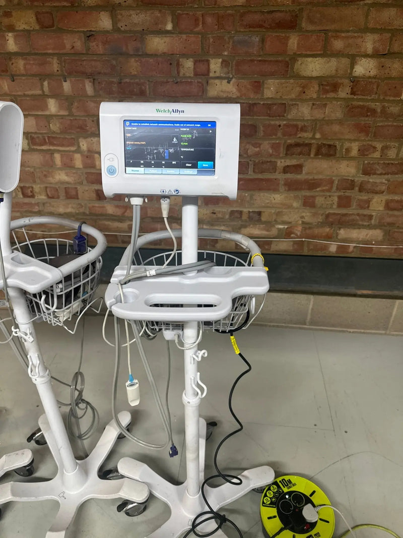 Welch Allyn Connex Spot Monitor with BP and Pulse Oximetry - SelfiMed UK